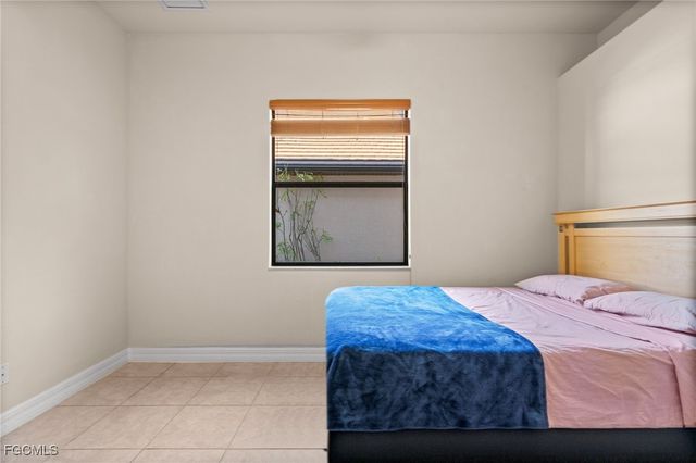 8922 Tropical CT S, Fort Myers, FL 33908