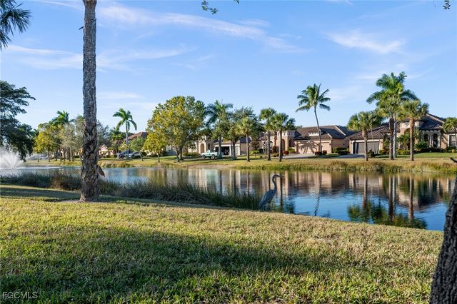 8922 Tropical CT S, Fort Myers, FL 33908