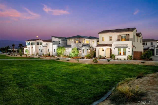 36197 Hewitt Drive, Palm Desert, CA 92211