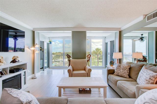 10216 REGAL DRIVE 502, Largo, FL 33774