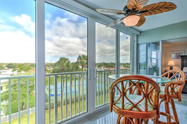 10216 REGAL DRIVE 502, Largo, FL 33774