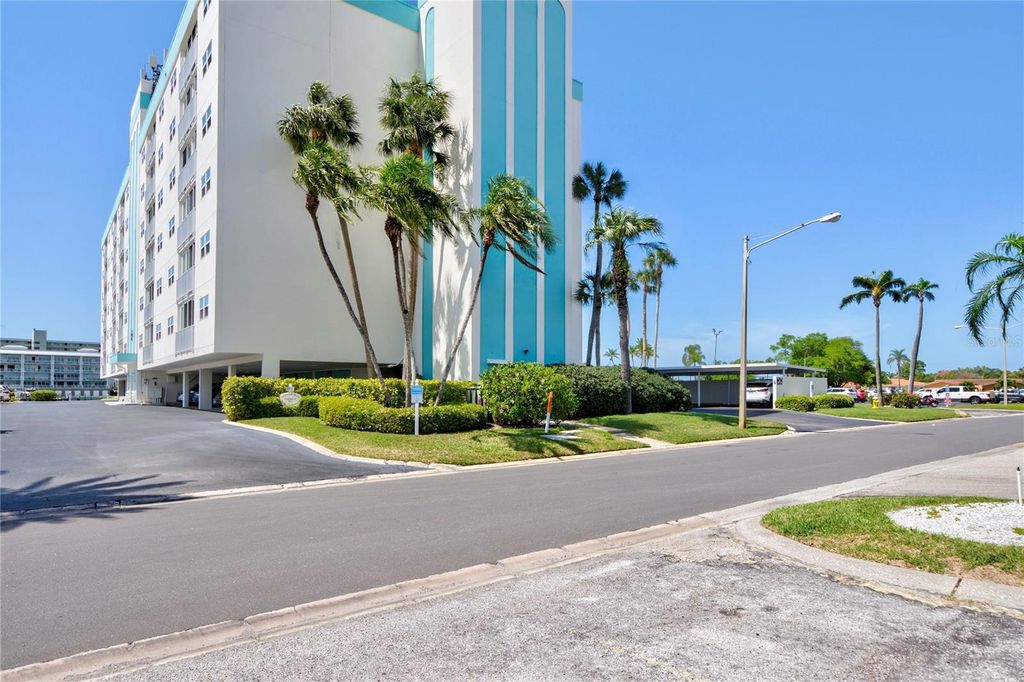 10216 REGAL DRIVE 502, Largo, FL 33774