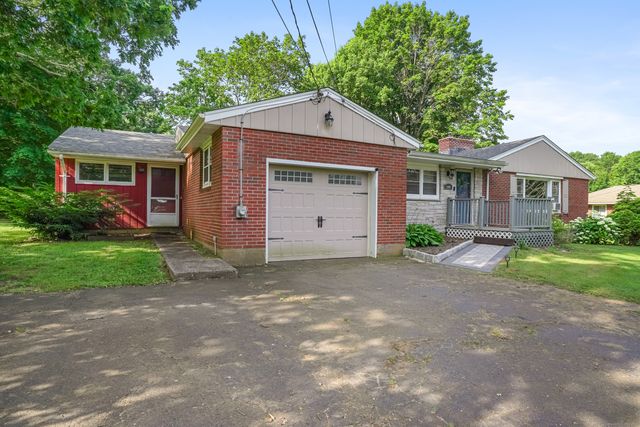 149 Round Hill Road, Middletown, CT 06457