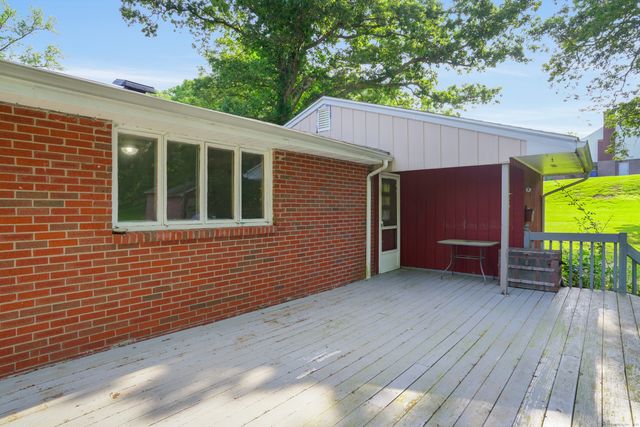 149 Round Hill Road, Middletown, CT 06457