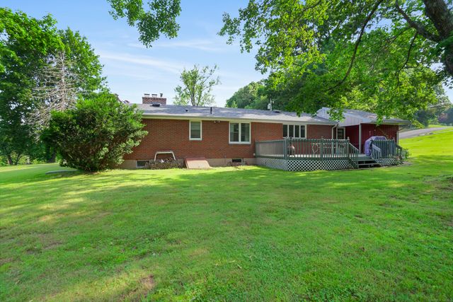 149 Round Hill Road, Middletown, CT 06457