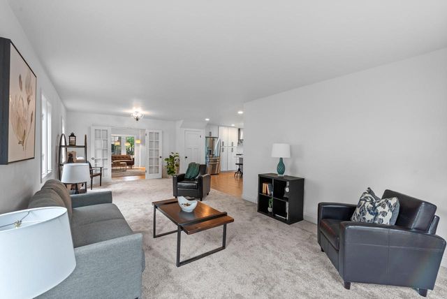 2578 N 88th STREET, Wauwatosa, WI 53226