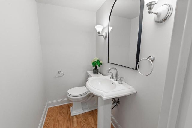 2578 N 88th STREET, Wauwatosa, WI 53226