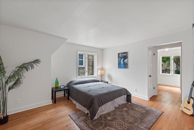 2578 N 88th STREET, Wauwatosa, WI 53226