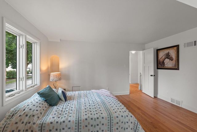 2578 N 88th STREET, Wauwatosa, WI 53226