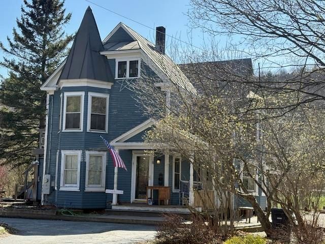 11 Maple Street, Woodstock, VT 05091