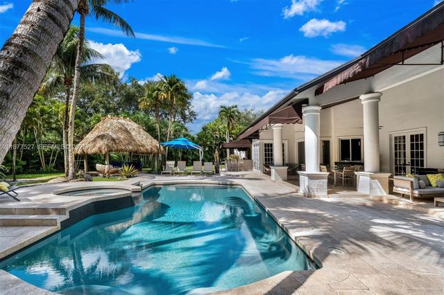 9325 SW 59th Place, Pinecrest, FL 33156