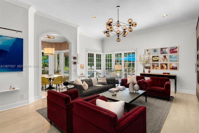 9325 SW 59th Place, Pinecrest, FL 33156