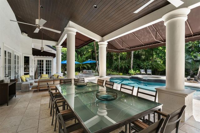 9325 SW 59th Place, Pinecrest, FL 33156