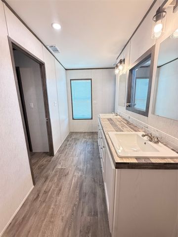 15311 FM 1497, Paris, TX 75462