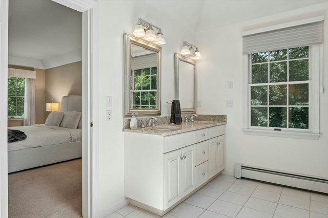 10 Burnett Road, Southborough, MA 01772