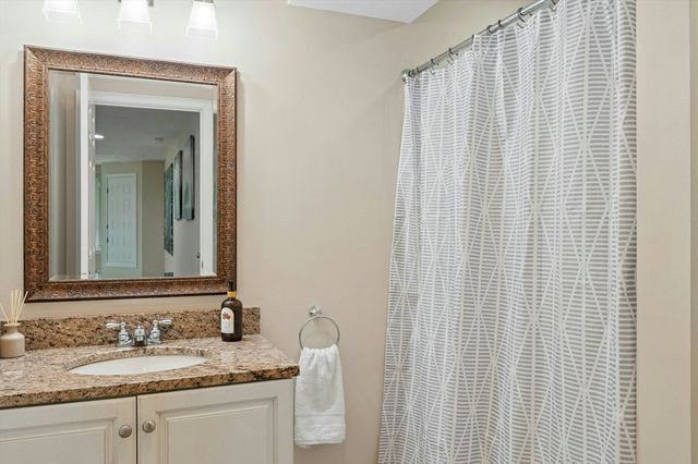 10 Burnett Road, Southborough, MA 01772