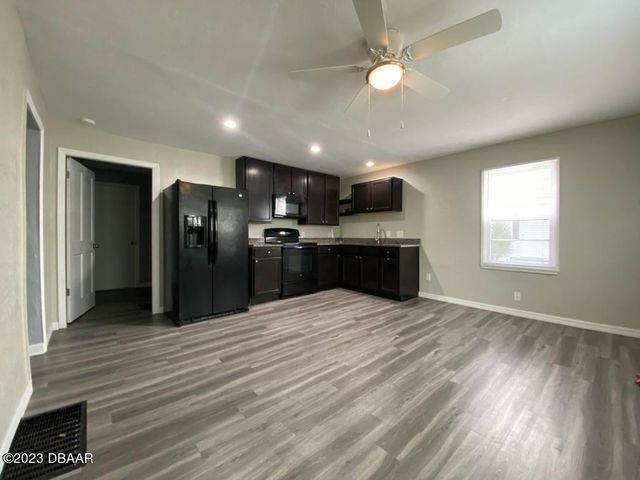 215 N Oleander Avenue, Daytona Beach, FL 32118