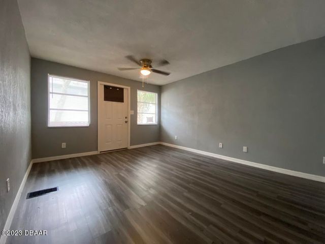 215 N Oleander Avenue, Daytona Beach, FL 32118