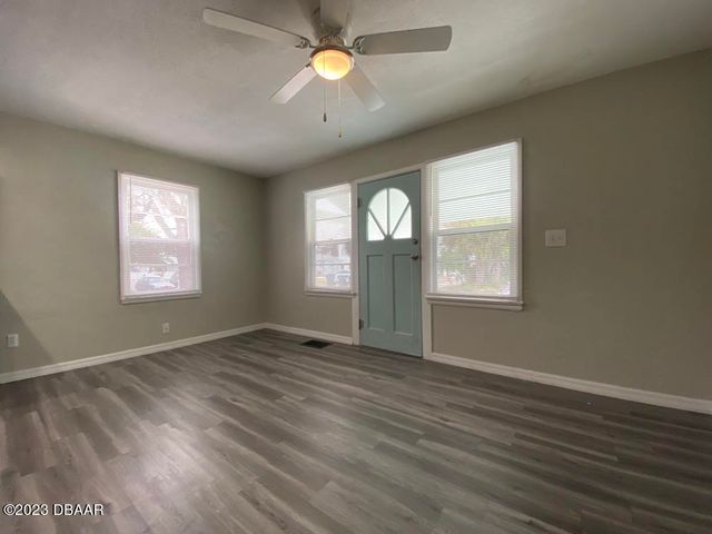 215 N Oleander Avenue, Daytona Beach, FL 32118