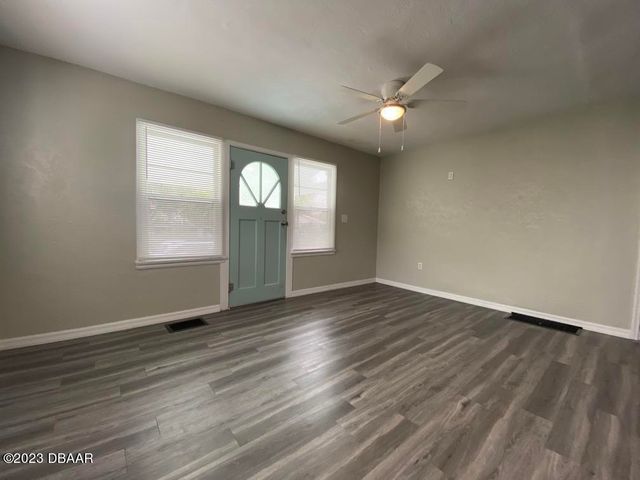 215 N Oleander Avenue, Daytona Beach, FL 32118