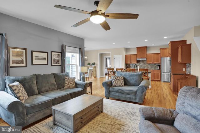 432 SOUTHFIELD DR, Oley, PA 19547