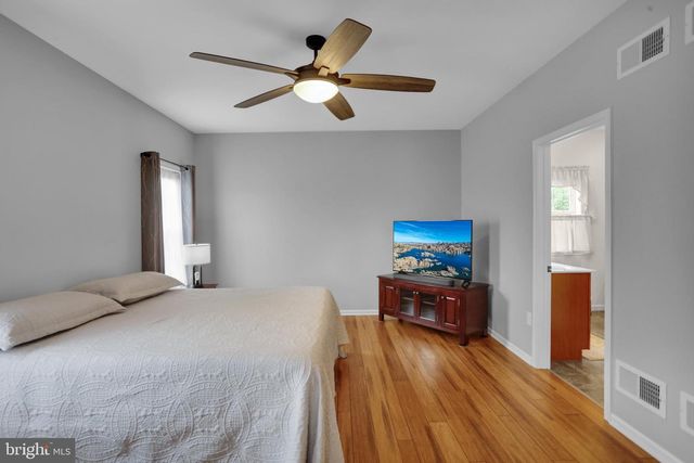 432 SOUTHFIELD DR, Oley, PA 19547