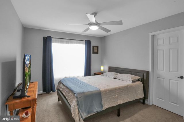 432 SOUTHFIELD DR, Oley, PA 19547