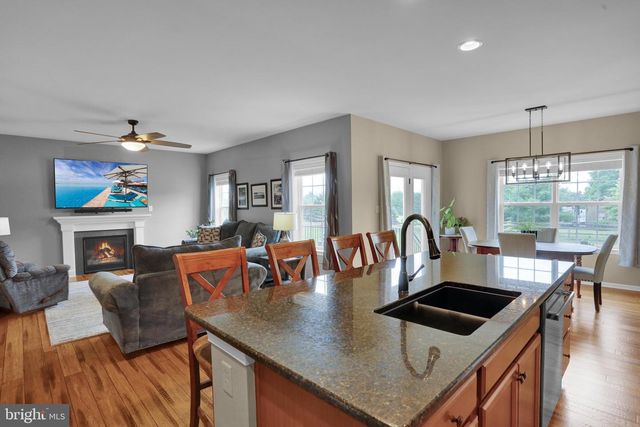 432 SOUTHFIELD DR, Oley, PA 19547