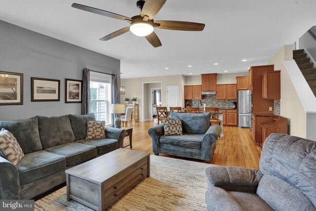 432 SOUTHFIELD DR, Oley, PA 19547