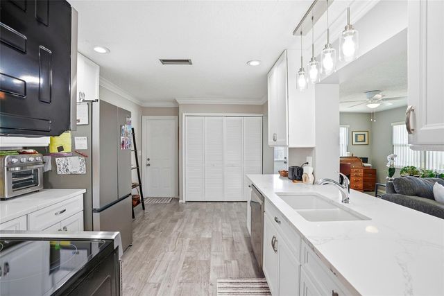 3469 100TH AVENUE N 4, Pinellas Park, FL 33782