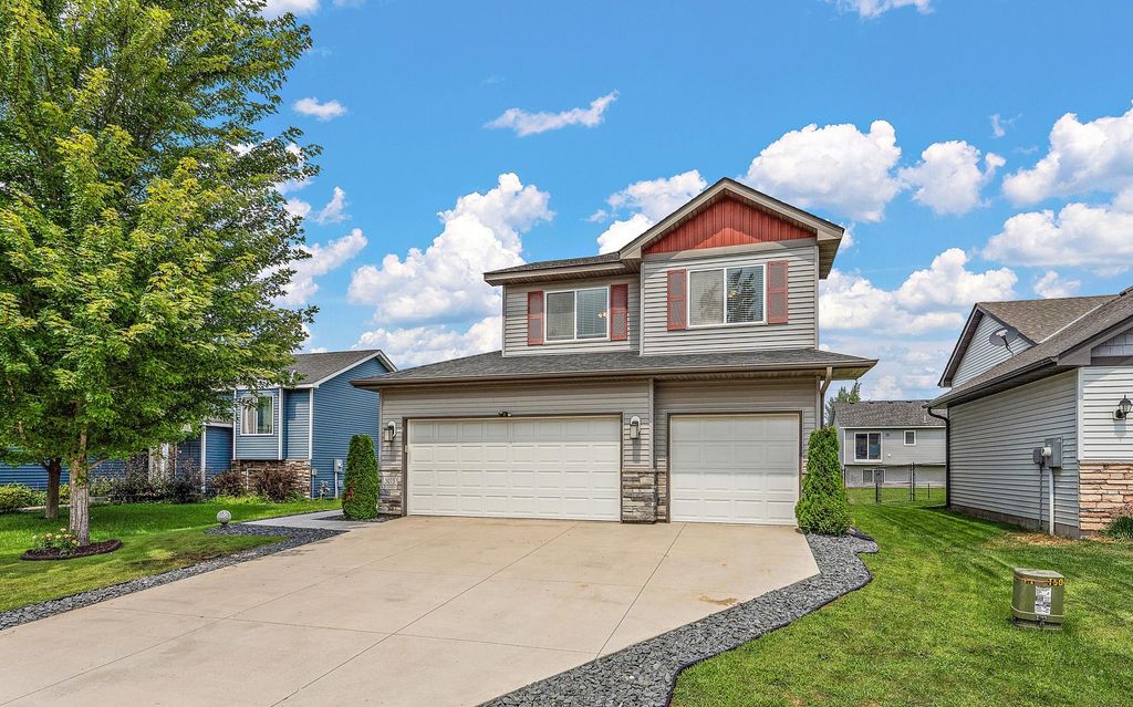 3073 212th Street W, Farmington, MN 55024 — exterior