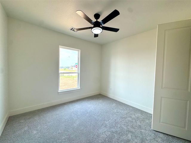 5501 Hollow LOOP, Salado, TX 76571