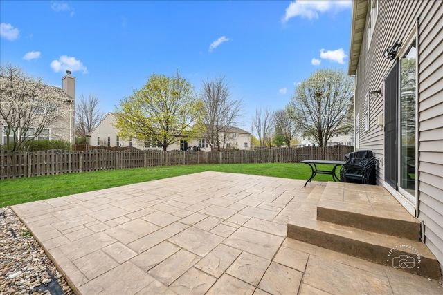 257 Hanburg Lane, Bolingbrook, IL 60440