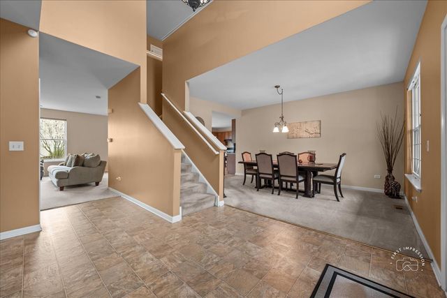 257 Hanburg Lane, Bolingbrook, IL 60440