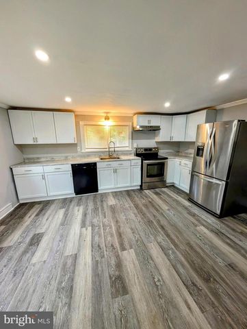 638 OLD LINCOLN HWY, Coatesville, PA 19320