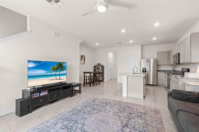 17522 CRESCENT MOON LOOP, Bradenton, FL 34211