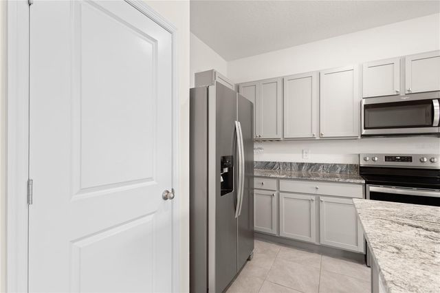 17522 CRESCENT MOON LOOP, Bradenton, FL 34211