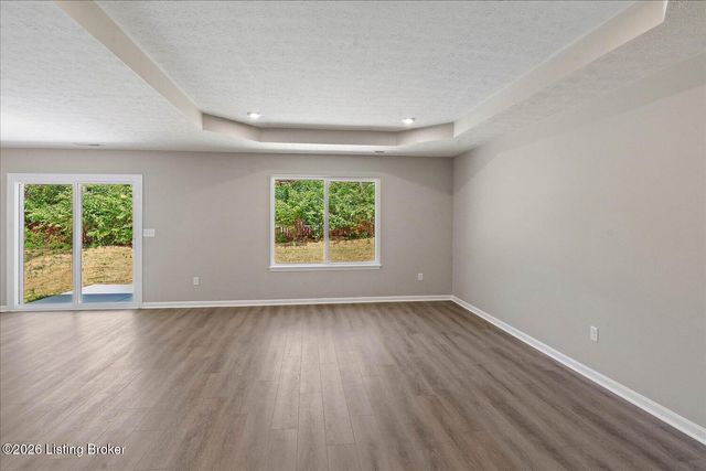 17813 Bridle Run Dr, Louisville, KY 40245