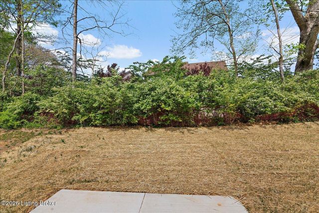 17813 Bridle Run Dr, Louisville, KY 40245