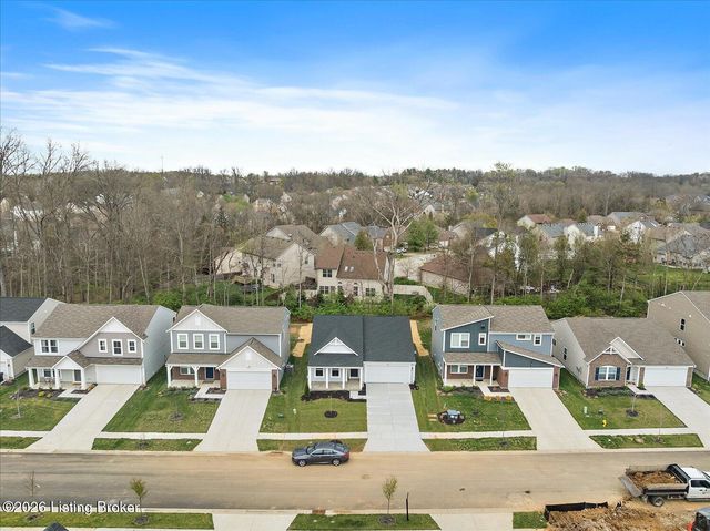 17813 Bridle Run Dr, Louisville, KY 40245