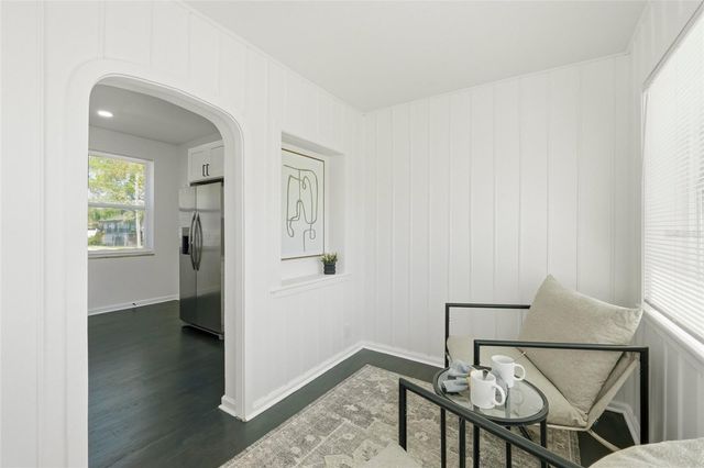 913 E GENESEE STREET, Tampa, FL 33603