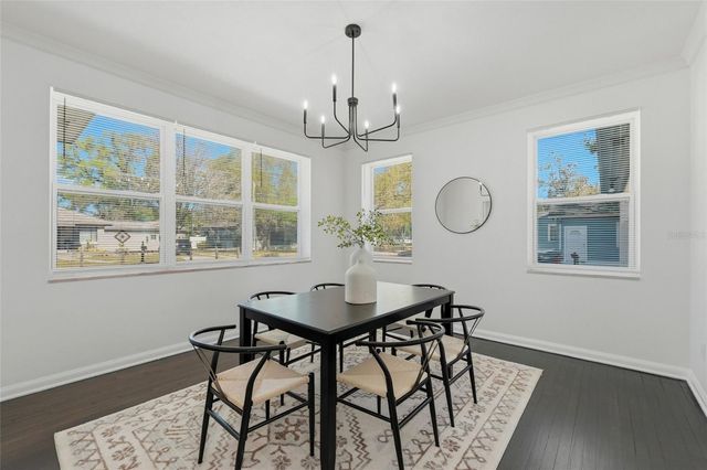 913 E GENESEE STREET, Tampa, FL 33603