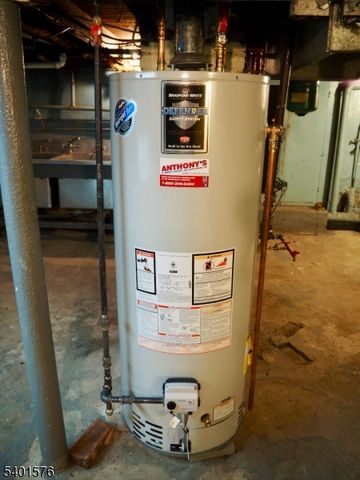 2 S Dover Ave, Franklin Twp., NJ 08873