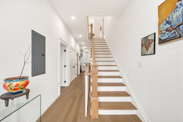 57 Grampian Way 2, Boston, MA 02125