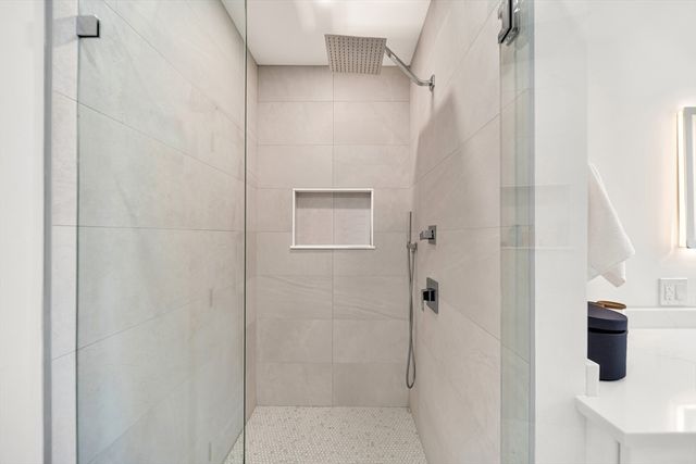 57 Grampian Way 2, Boston, MA 02125