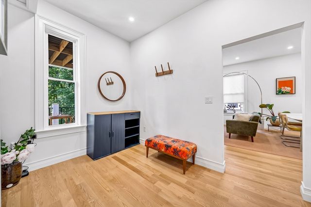 57 Grampian Way 2, Boston, MA 02125
