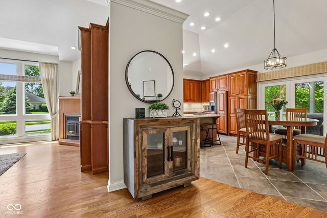3325 Nottinghill Drive E, Plainfield, IN 46168