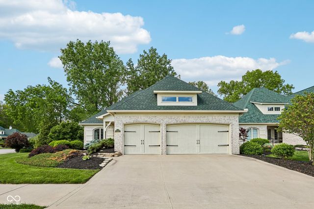 3325 Nottinghill Drive E, Plainfield, IN 46168