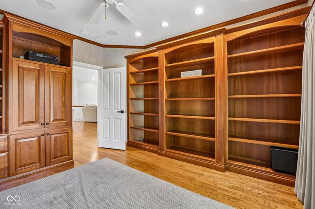 3325 Nottinghill Drive E, Plainfield, IN 46168
