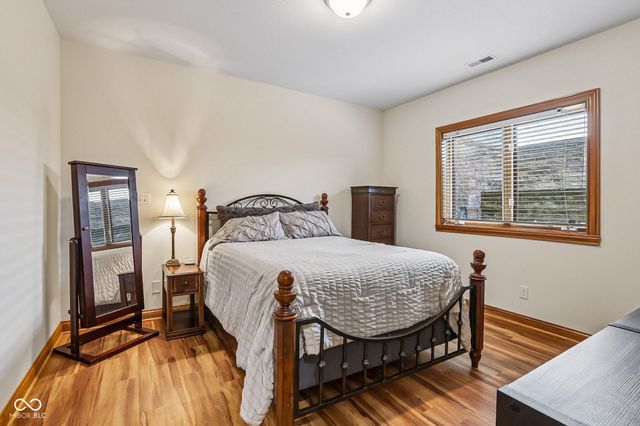 3325 Nottinghill Drive E, Plainfield, IN 46168